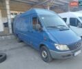 Синий Мерседес Sprinter, объемом двигателя 2.15 л и пробегом 480 тыс. км за 6200 $, фото 2 на Automoto.ua