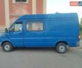 Синий Мерседес Sprinter, объемом двигателя 2.69 л и пробегом 397 тыс. км за 8100 $, фото 4 на Automoto.ua