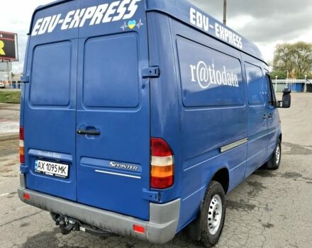 Синий Мерседес Sprinter, объемом двигателя 2.2 л и пробегом 174 тыс. км за 8800 $, фото 1 на Automoto.ua