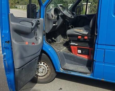 Синий Мерседес Sprinter, объемом двигателя 2.15 л и пробегом 663 тыс. км за 5300 $, фото 10 на Automoto.ua