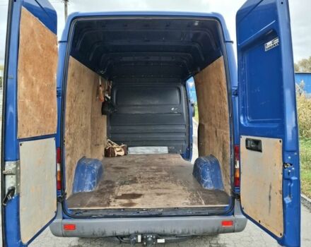 Синий Мерседес Sprinter, объемом двигателя 2.2 л и пробегом 174 тыс. км за 8800 $, фото 5 на Automoto.ua