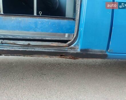 Синий Мерседес Sprinter, объемом двигателя 2.69 л и пробегом 397 тыс. км за 8100 $, фото 8 на Automoto.ua