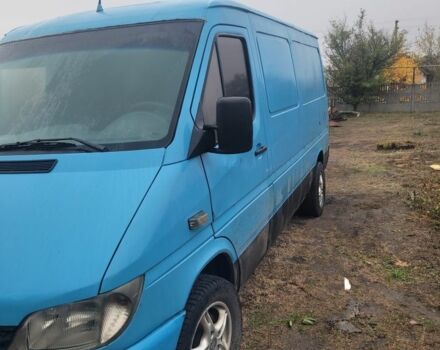 Синий Мерседес Sprinter, объемом двигателя 2.1 л и пробегом 111 тыс. км за 3000 $, фото 1 на Automoto.ua