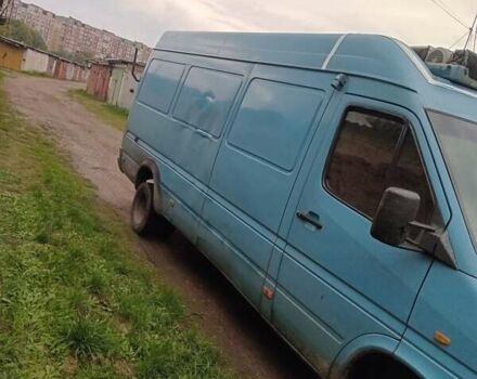 Синий Мерседес Sprinter, объемом двигателя 2.9 л и пробегом 234 тыс. км за 5900 $, фото 4 на Automoto.ua