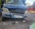 Синий Мерседес Sprinter, объемом двигателя 2.1 л и пробегом 450 тыс. км за 3500 $, фото 4 на Automoto.ua