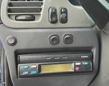 Синий Мерседес Sprinter, объемом двигателя 0 л и пробегом 620 тыс. км за 9700 $, фото 14 на Automoto.ua