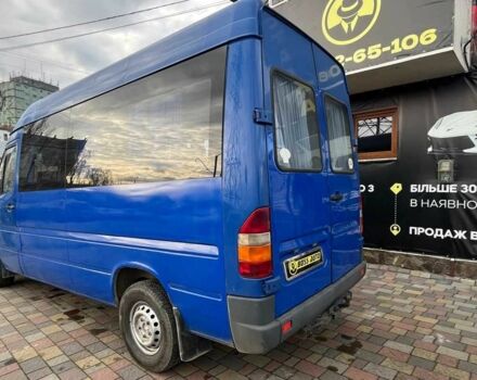 Синий Мерседес Sprinter, объемом двигателя 0 л и пробегом 620 тыс. км за 9700 $, фото 4 на Automoto.ua