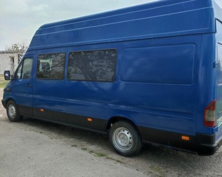 Синій Мерседес Sprinter, об'ємом двигуна 2.1 л та пробігом 1 тис. км за 7000 $, фото 2 на Automoto.ua
