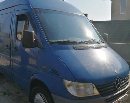 Синий Мерседес Sprinter, объемом двигателя 2.1 л и пробегом 420 тыс. км за 7000 $, фото 1 на Automoto.ua