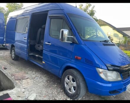 Синій Мерседес Sprinter, об'ємом двигуна 2.7 л та пробігом 800 тис. км за 7950 $, фото 3 на Automoto.ua