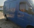 Синий Мерседес Sprinter, объемом двигателя 2.1 л и пробегом 420 тыс. км за 7000 $, фото 5 на Automoto.ua