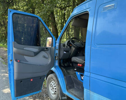 Синій Мерседес Sprinter, об'ємом двигуна 2.2 л та пробігом 420 тис. км за 5800 $, фото 2 на Automoto.ua