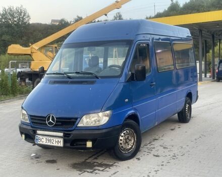 Синій Мерседес Sprinter, об'ємом двигуна 2.1 л та пробігом 300 тис. км за 5300 $, фото 13 на Automoto.ua