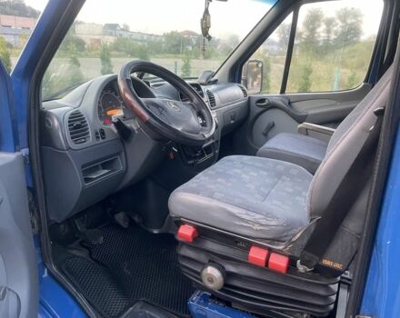 Синій Мерседес Sprinter, об'ємом двигуна 2.1 л та пробігом 300 тис. км за 5300 $, фото 20 на Automoto.ua