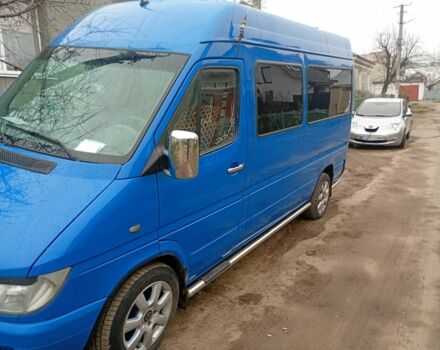 Синій Мерседес Sprinter, об'ємом двигуна 2.7 л та пробігом 318 тис. км за 10000 $, фото 4 на Automoto.ua