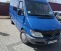 Синий Мерседес Sprinter, объемом двигателя 2.69 л и пробегом 477 тыс. км за 9200 $, фото 1 на Automoto.ua