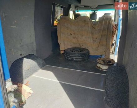 Синий Мерседес Sprinter, объемом двигателя 2.69 л и пробегом 477 тыс. км за 9200 $, фото 6 на Automoto.ua