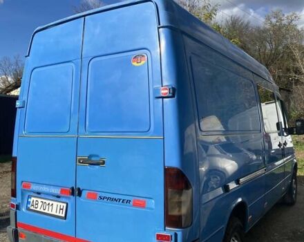 Синій Мерседес Sprinter, об'ємом двигуна 2.15 л та пробігом 244 тис. км за 8888 $, фото 5 на Automoto.ua