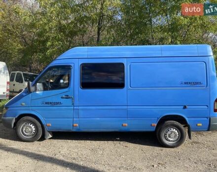 Синій Мерседес Sprinter, об'ємом двигуна 2.15 л та пробігом 244 тис. км за 8888 $, фото 3 на Automoto.ua