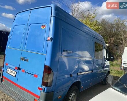 Синій Мерседес Sprinter, об'ємом двигуна 2.15 л та пробігом 244 тис. км за 8888 $, фото 4 на Automoto.ua
