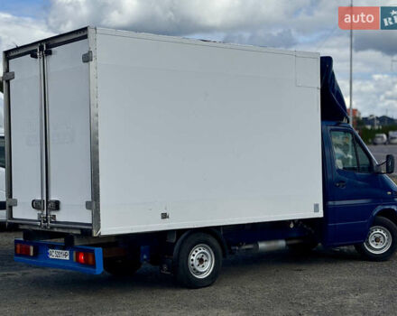Синий Мерседес Sprinter, объемом двигателя 2.2 л и пробегом 300 тыс. км за 11900 $, фото 5 на Automoto.ua