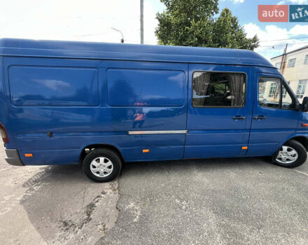 Синий Мерседес Sprinter, объемом двигателя 2.69 л и пробегом 450 тыс. км за 7777 $, фото 6 на Automoto.ua