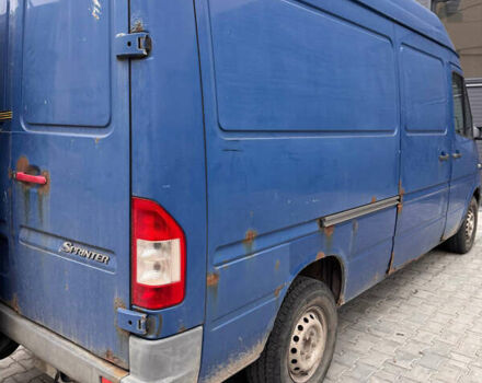 Синій Мерседес Sprinter, об'ємом двигуна 2.7 л та пробігом 487 тис. км за 7900 $, фото 2 на Automoto.ua