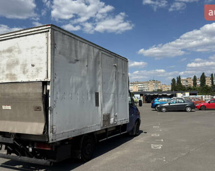 Синій Мерседес Sprinter, об'ємом двигуна 2.15 л та пробігом 500 тис. км за 6400 $, фото 4 на Automoto.ua