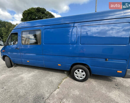 Синий Мерседес Sprinter, объемом двигателя 2.69 л и пробегом 450 тыс. км за 7777 $, фото 2 на Automoto.ua