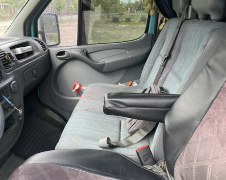 Синій Мерседес Sprinter, об'ємом двигуна 2.69 л та пробігом 370 тис. км за 16500 $, фото 10 на Automoto.ua