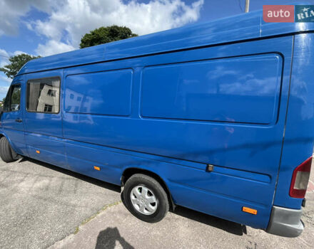 Синий Мерседес Sprinter, объемом двигателя 2.69 л и пробегом 450 тыс. км за 7777 $, фото 12 на Automoto.ua