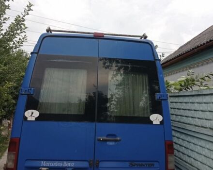 Синій Мерседес Sprinter, об'ємом двигуна 2.2 л та пробігом 450 тис. км за 8100 $, фото 4 на Automoto.ua