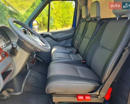 Синий Мерседес Sprinter, объемом двигателя 2.7 л и пробегом 290 тыс. км за 14000 $, фото 5 на Automoto.ua