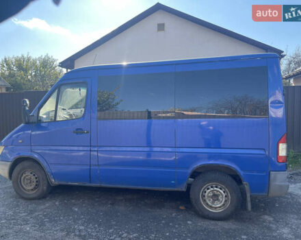 Синій Мерседес Sprinter, об'ємом двигуна 2.15 л та пробігом 805 тис. км за 6000 $, фото 7 на Automoto.ua