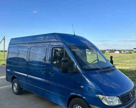 Синий Мерседес Sprinter, объемом двигателя 0 л и пробегом 288 тыс. км за 8700 $, фото 5 на Automoto.ua