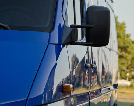 Синий Мерседес Sprinter, объемом двигателя 2.2 л и пробегом 300 тыс. км за 12800 $, фото 11 на Automoto.ua