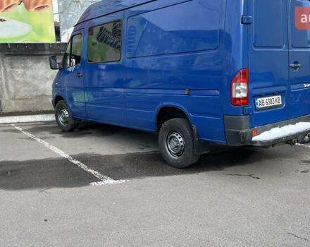 Синій Мерседес Sprinter, об'ємом двигуна 2.15 л та пробігом 430 тис. км за 13000 $, фото 28 на Automoto.ua
