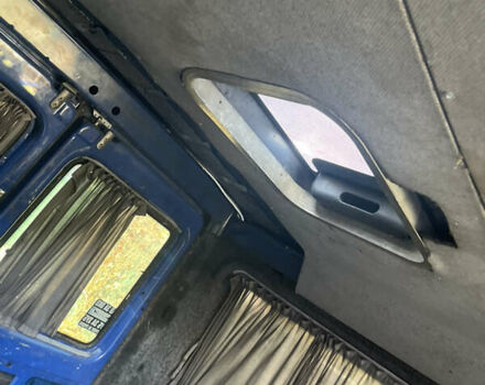 Синій Мерседес Sprinter, об'ємом двигуна 2.15 л та пробігом 805 тис. км за 6000 $, фото 31 на Automoto.ua