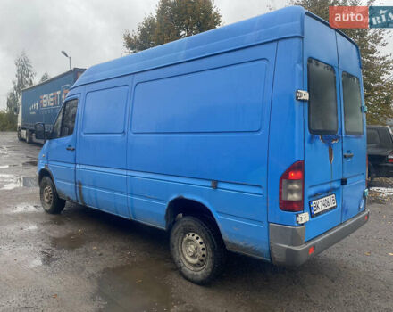 Синій Мерседес Sprinter, об'ємом двигуна 2.2 л та пробігом 670 тис. км за 5500 $, фото 4 на Automoto.ua
