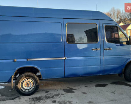 Синій Мерседес Sprinter, об'ємом двигуна 2.15 л та пробігом 430 тис. км за 13000 $, фото 8 на Automoto.ua