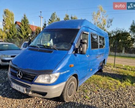 Синій Мерседес Sprinter, об'ємом двигуна 2.15 л та пробігом 348 тис. км за 7400 $, фото 2 на Automoto.ua