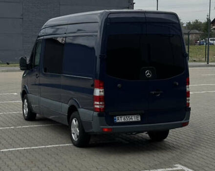 Синій Мерседес Sprinter, об'ємом двигуна 2.15 л та пробігом 200 тис. км за 13200 $, фото 5 на Automoto.ua
