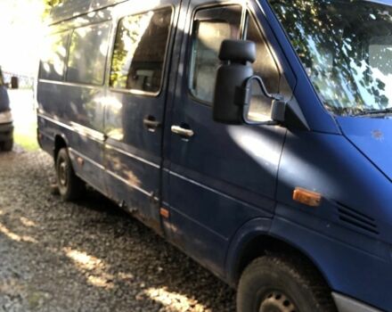 Синий Мерседес Sprinter, объемом двигателя 0 л и пробегом 1 тыс. км за 8000 $, фото 12 на Automoto.ua