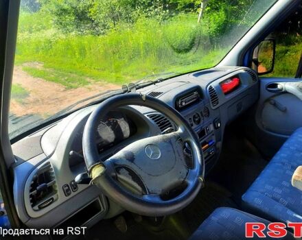 Синий Мерседес Sprinter, объемом двигателя 2.1 л и пробегом 500 тыс. км за 7300 $, фото 5 на Automoto.ua