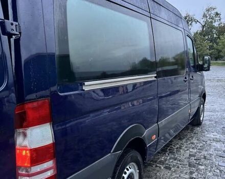 Синій Мерседес Sprinter, об'ємом двигуна 2.15 л та пробігом 400 тис. км за 12000 $, фото 5 на Automoto.ua