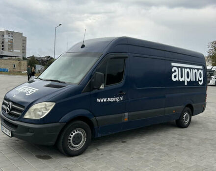 Синий Мерседес Sprinter, объемом двигателя 2.2 л и пробегом 607 тыс. км за 10400 $, фото 2 на Automoto.ua