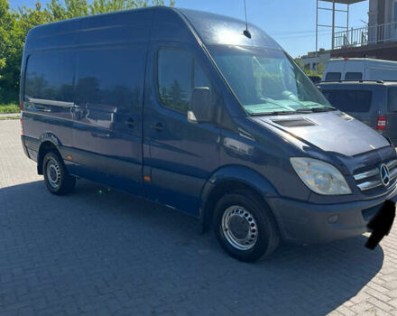 Синий Мерседес Sprinter, объемом двигателя 2.2 л и пробегом 285 тыс. км за 9700 $, фото 4 на Automoto.ua