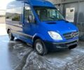 Синий Мерседес Sprinter, объемом двигателя 2.2 л и пробегом 481 тыс. км за 12000 $, фото 2 на Automoto.ua