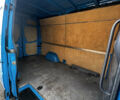 Синий Мерседес Sprinter, объемом двигателя 2.2 л и пробегом 442 тыс. км за 13800 $, фото 10 на Automoto.ua