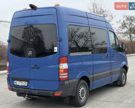 Синий Мерседес Sprinter, объемом двигателя 2.2 л и пробегом 110 тыс. км за 12000 $, фото 3 на Automoto.ua